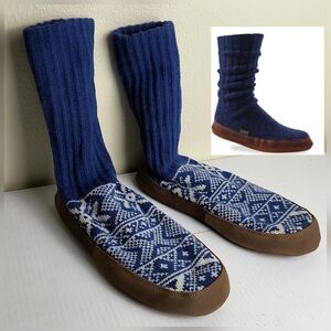 L.L. Bean Blue and Brown Knit Slippers Unisex Snowflake Pattern